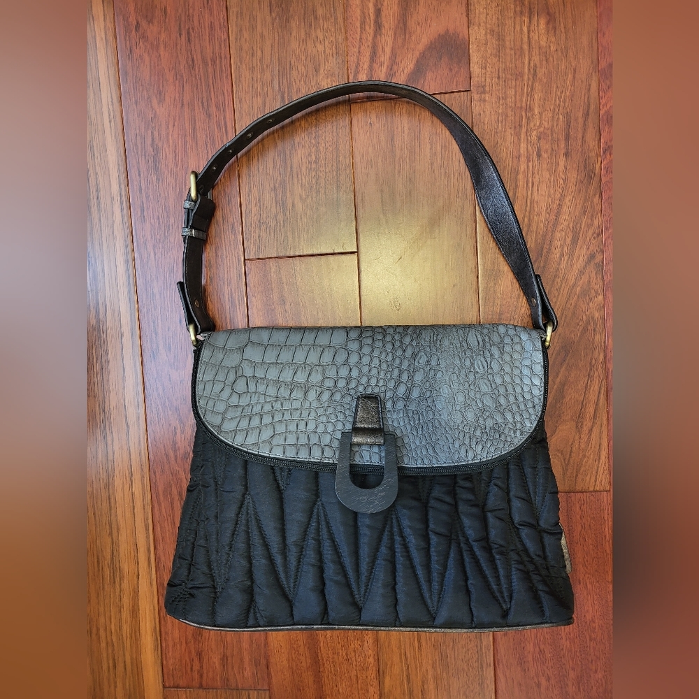 Joanel quilted purse